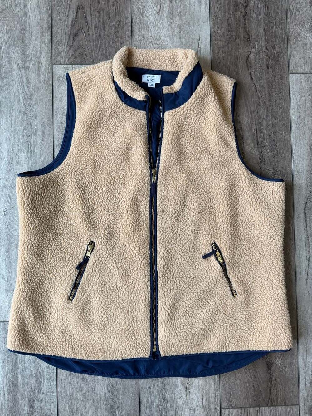 Crown & Ivy Sherpa Fleece Vest Size XL